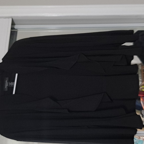 Beautiful and sexy soft jacket and skirt - Picture 2 of 8